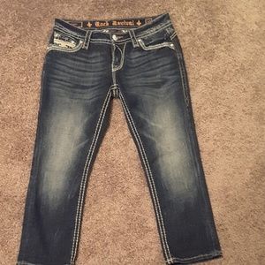 Rock Revival Kailyn Capri size 27 NWOT
